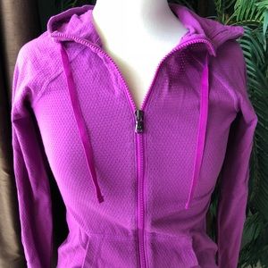 ☀️Under Armour Zippered Jacket S Magenta/Fushia